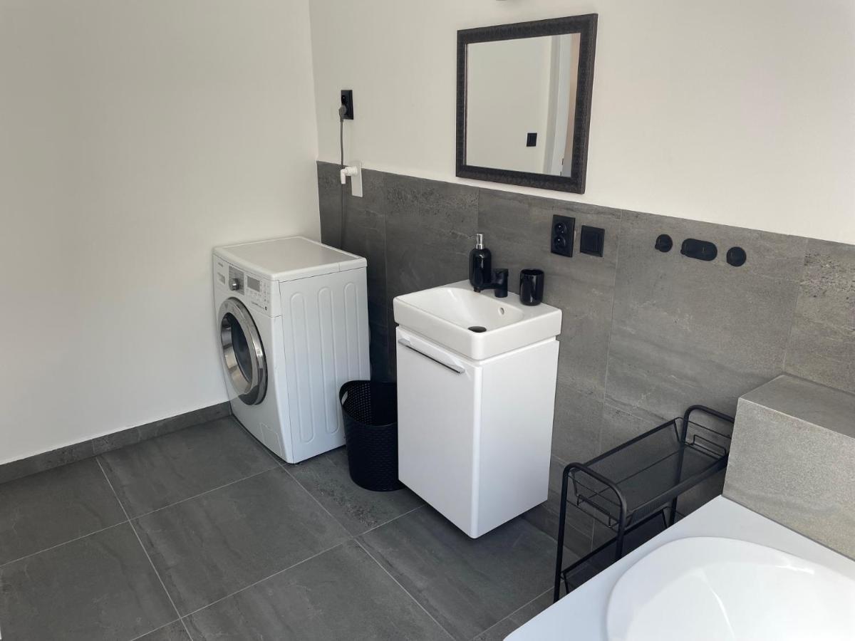 Apartman Vera Pardubice Zewnętrze zdjęcie